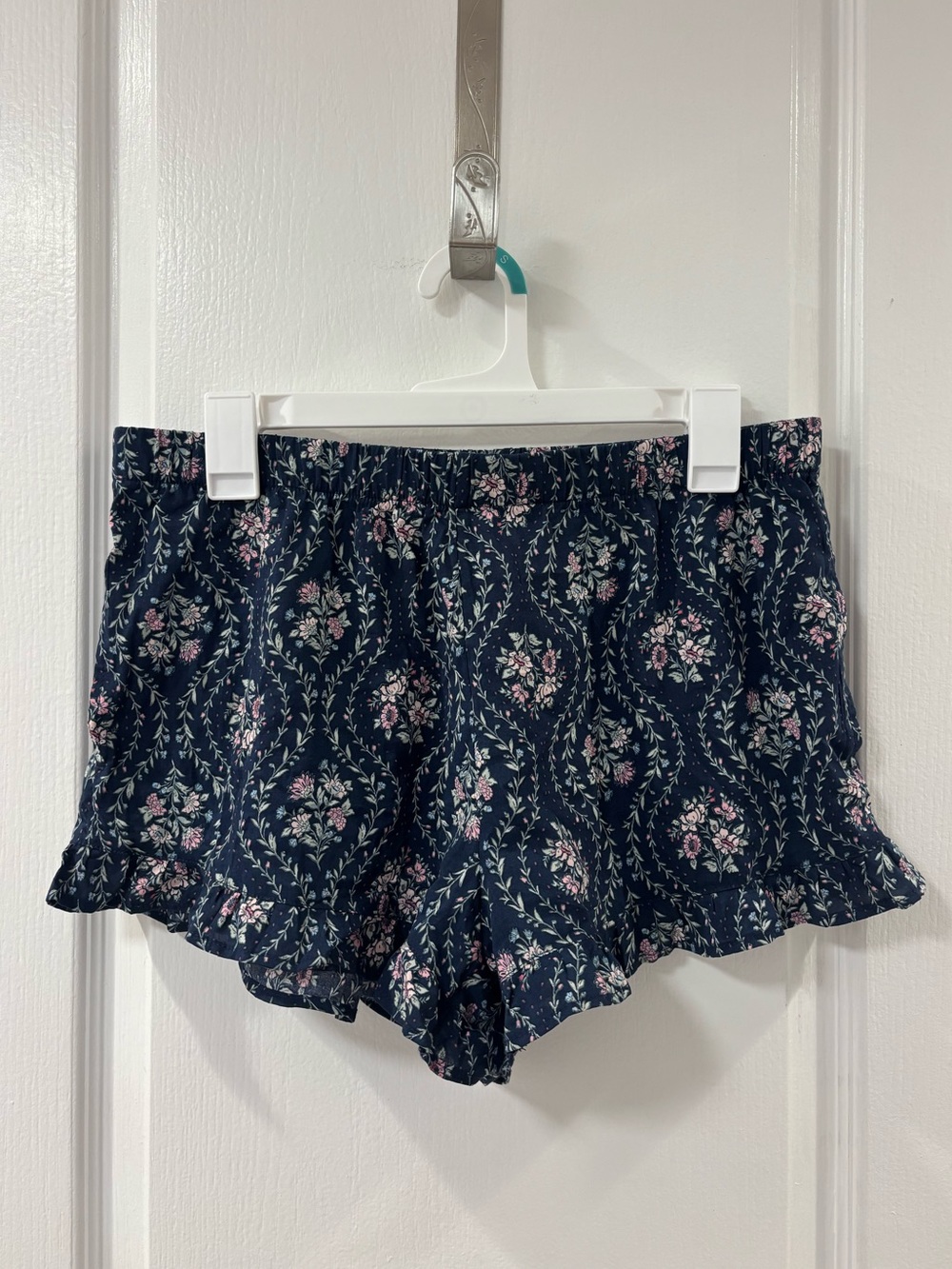 NWOT Boho Ruffle Hem Floral Casual Shorts Swim Coverup Picniccore Lounge Sleep S